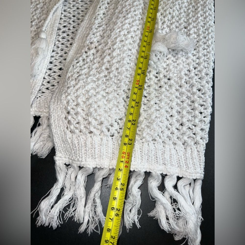 J.Jill White Crochet Hooded Cardigan With Fringe Hem Size Small GUC - Picture 8 of 8